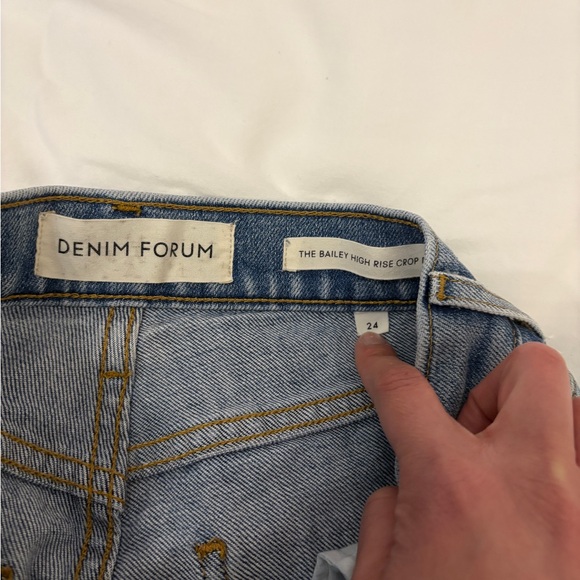Denim Forum Bailey High Rise Crop Flare - Picture 3 of 11